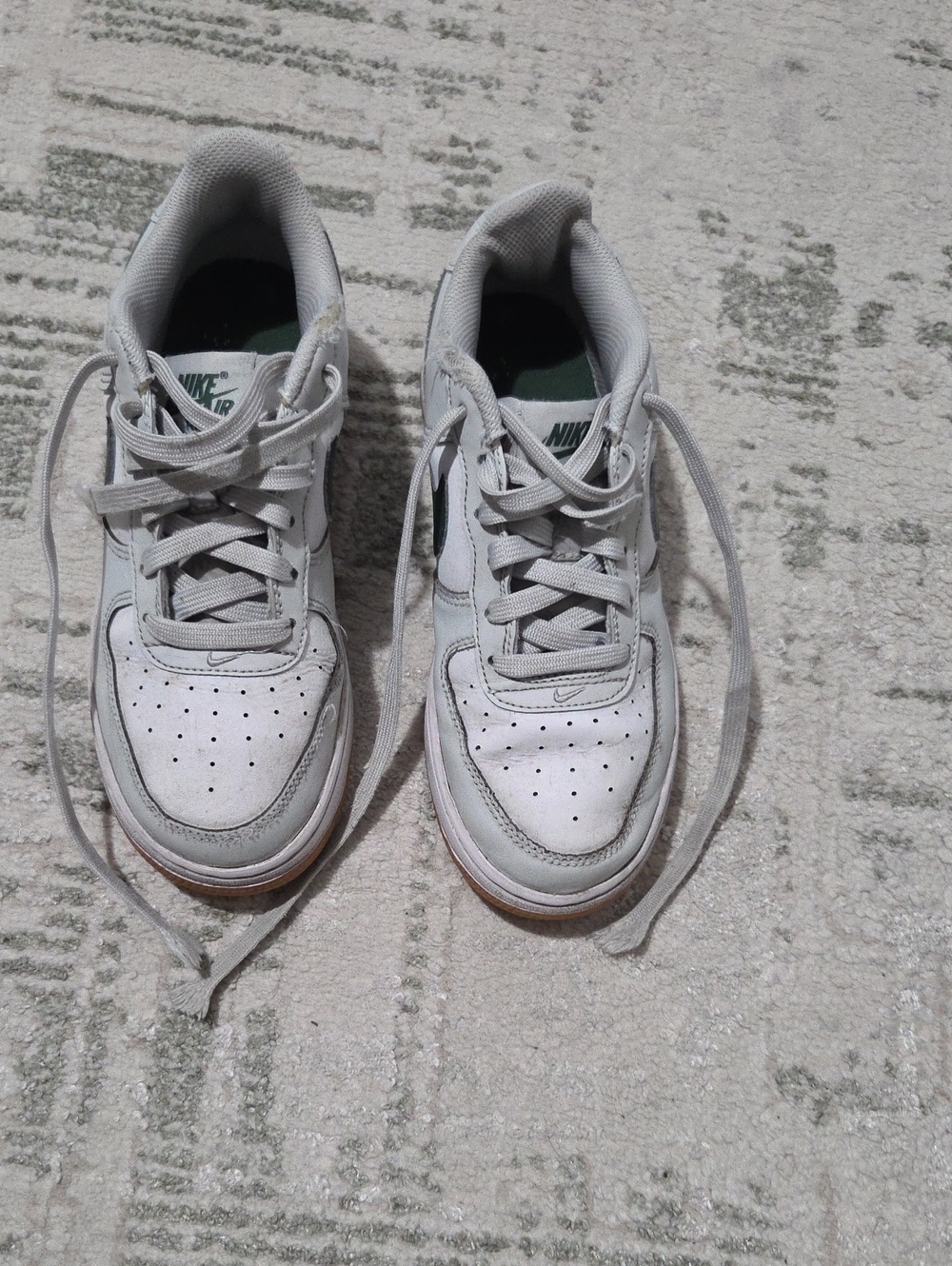 Nike Youth Low-Top Air Force 1's in Light Gray, White, And Green
